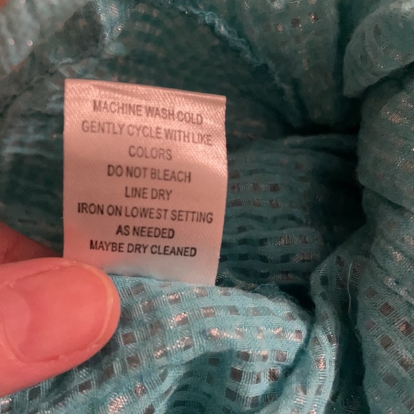 Turquoise Ruffle Button Top Medium - Picture 7 of 8